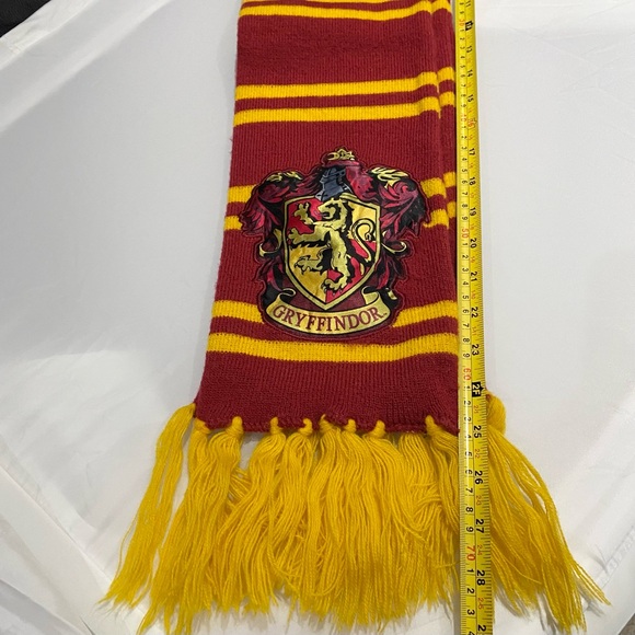 Harry Potter Gryffindor Scarf Licensed WB House Pride Cosplay Yellow Fringe - Picture 6 of 11
